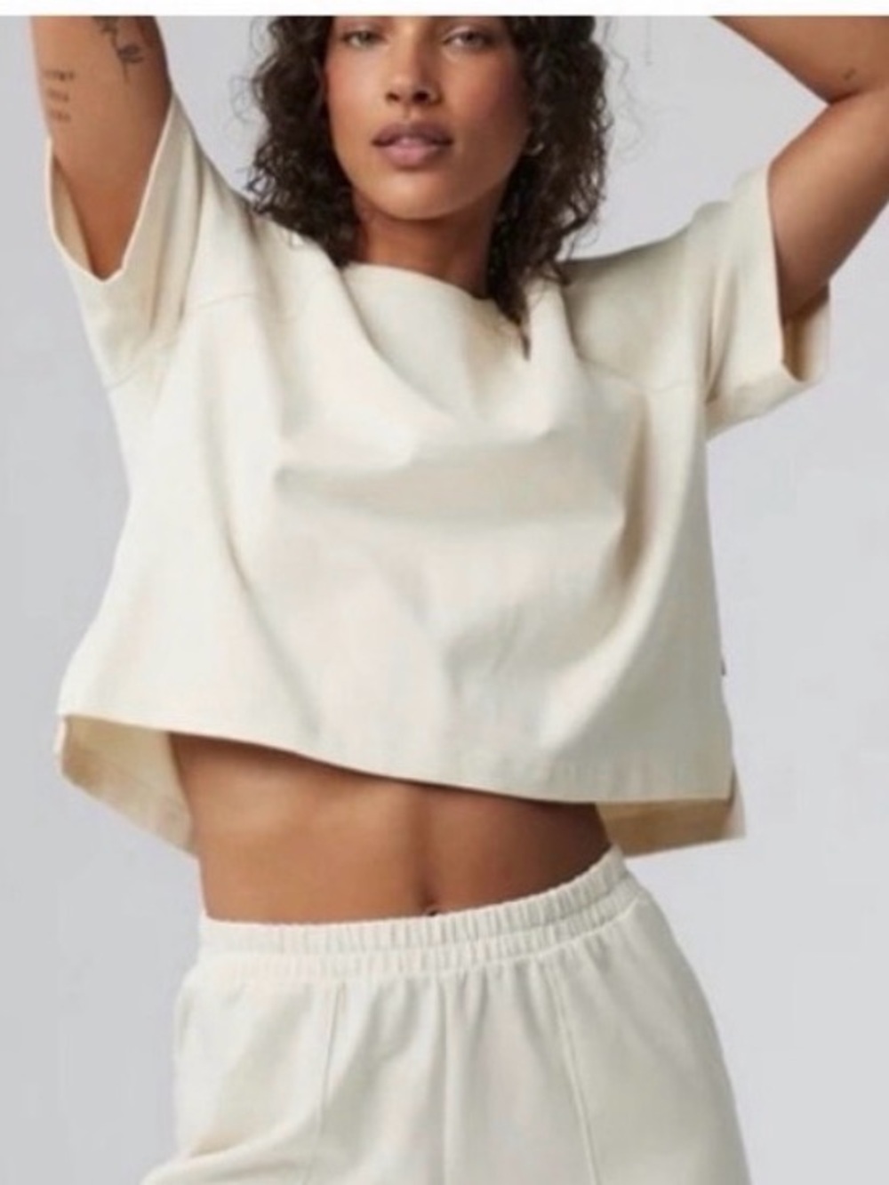 RARE Vuori mackenzie top cream S - Picture 2 of 10
